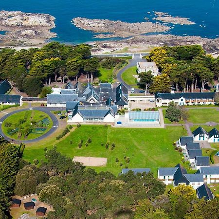 Hotel-Club Et Locations Domaine De Port Aux Rocs Ле-Круазік Екстер'єр фото